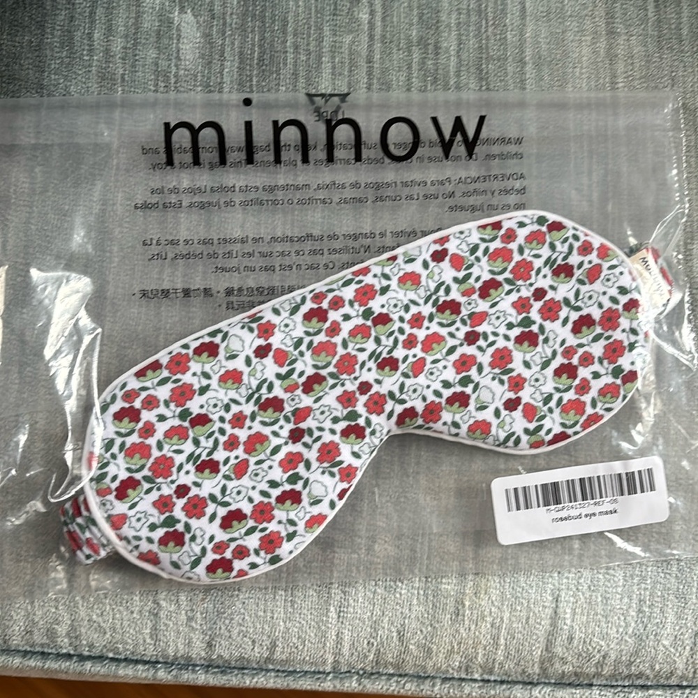 Minnow Rosebud Eyemask